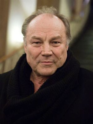 Klaus Maria Brandauer: Seine unglaubliche Rückkehr zum Theater nach 30 Jahren Abwesenheit – Ein Triumph des Alters?